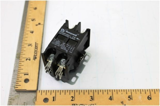 Honeywell DP2030B1003 120V 30A 2 Pole Contactor
